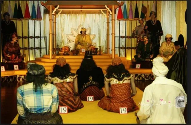 Konsep Taat Setia (Wa’adat), Daulat Dan Derhaka Sebagai Tunjang Pengukuhan Kesultanan Melayu Klasik