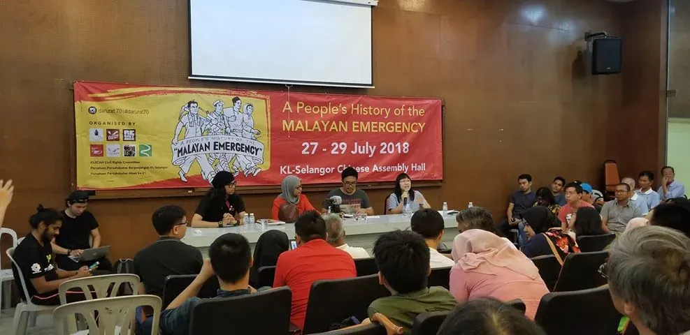 Forum Perspektif Sejarah Gerakan Komunis Dalam Buku Teks