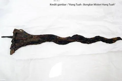Keris Melayu Di Okinawa