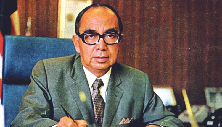 biodata tunku abdul razak