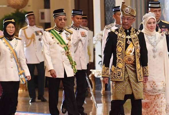 Negara malaysia ketua siapakah Siapakah Elite