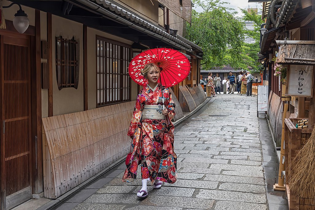 Yukata – Pakaian Tradisional Jepun